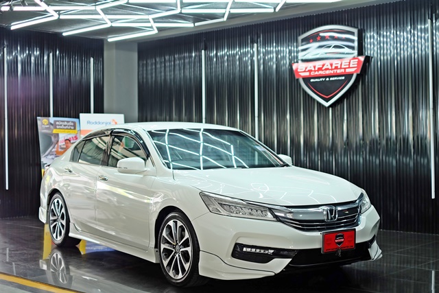HONDA ACCORD [ 2.0 ] EL i-VTEC AT ปี 2018 จด2019