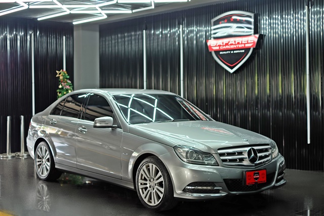 Mercedes-Benz C200 CGI [ 1.8 ] Blue Efficiency Elegance AT ปี 2011 จด2012 