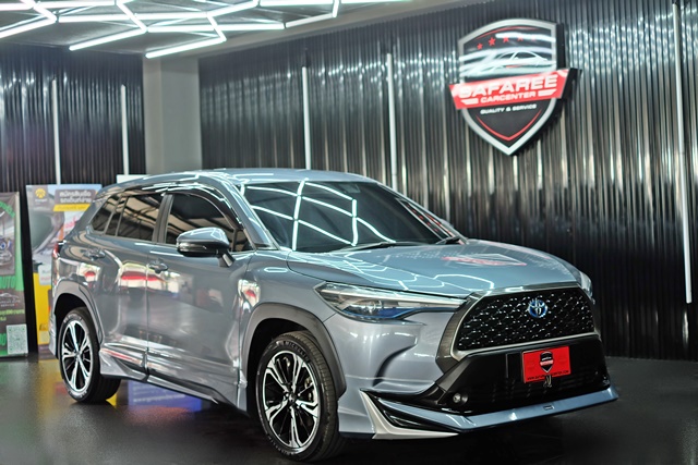 TOYOTA Corolla CROSS [ 1.8 ] Hybrid Premium AT ปี 2021 จด2022