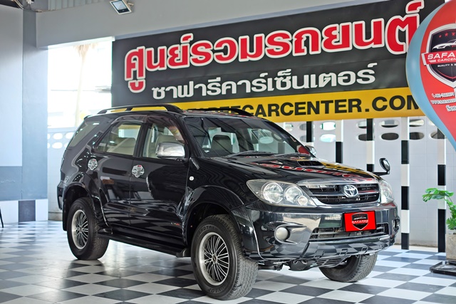 TOYOTA FORTUNER [ 3.0 ] V 4WD AT ปี 2005 จด2006