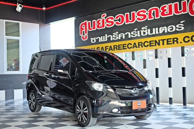 HONDA FREED [ 1.5 SE ] AT ปี 2011 จด 2012