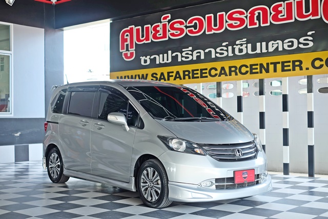 HONDA FREED [ 1.5 SE ] AT ปี 2011 จด 2012