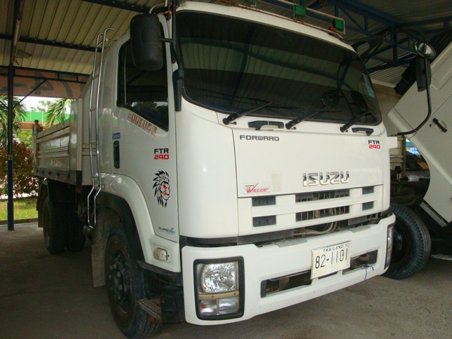 รถบรรทุก 6 ล้อ FTR 240