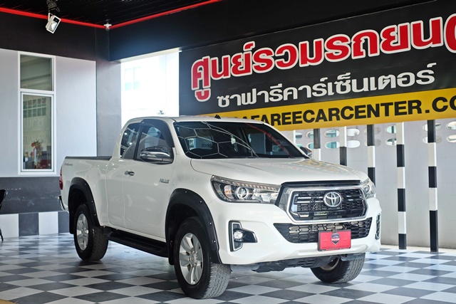TOYOTA HILUX REVO [ 2.4 E ] Prerunner Smart CAB MT ปี 2019 จด2020