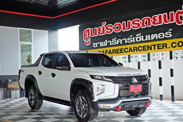 MITSUBISHI TRITON PLUS [ 2.4 ] GT 4DR AT ปี 2022 จด 2023