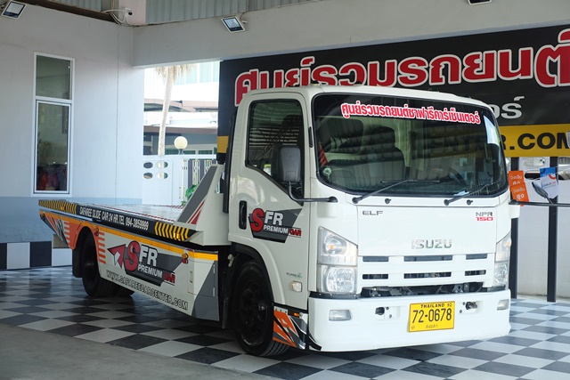 ISUZU NPR 150 ELF ปี 2013 (รถสไลด์)